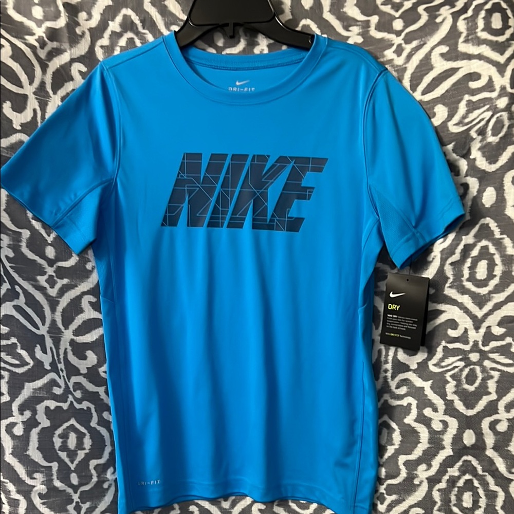 Boys Nike Blue Graphic Kid's Shirt - Picture 4 of 10